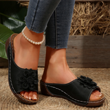 Sandales compensées femme à fleur en relief