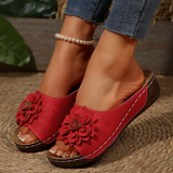Sandales compensées femme à fleur en relief