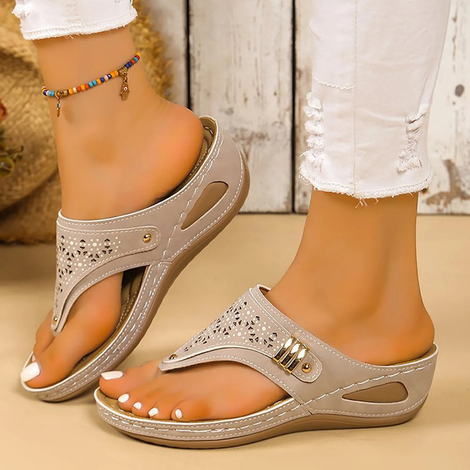 sandales estivales compensées pour femme